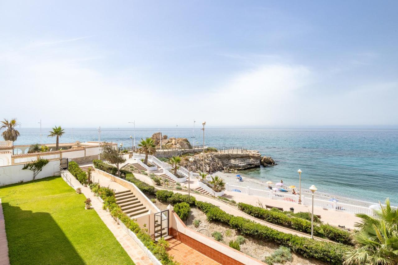 Stylish Apartment With Sea View Nerja Esterno foto